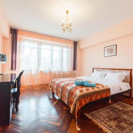 Апартаменты В Алматы Арбат Exterior photo